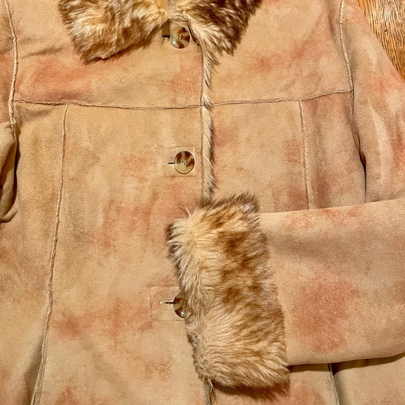 Vegan “fur” coat - Picture 4 of 4